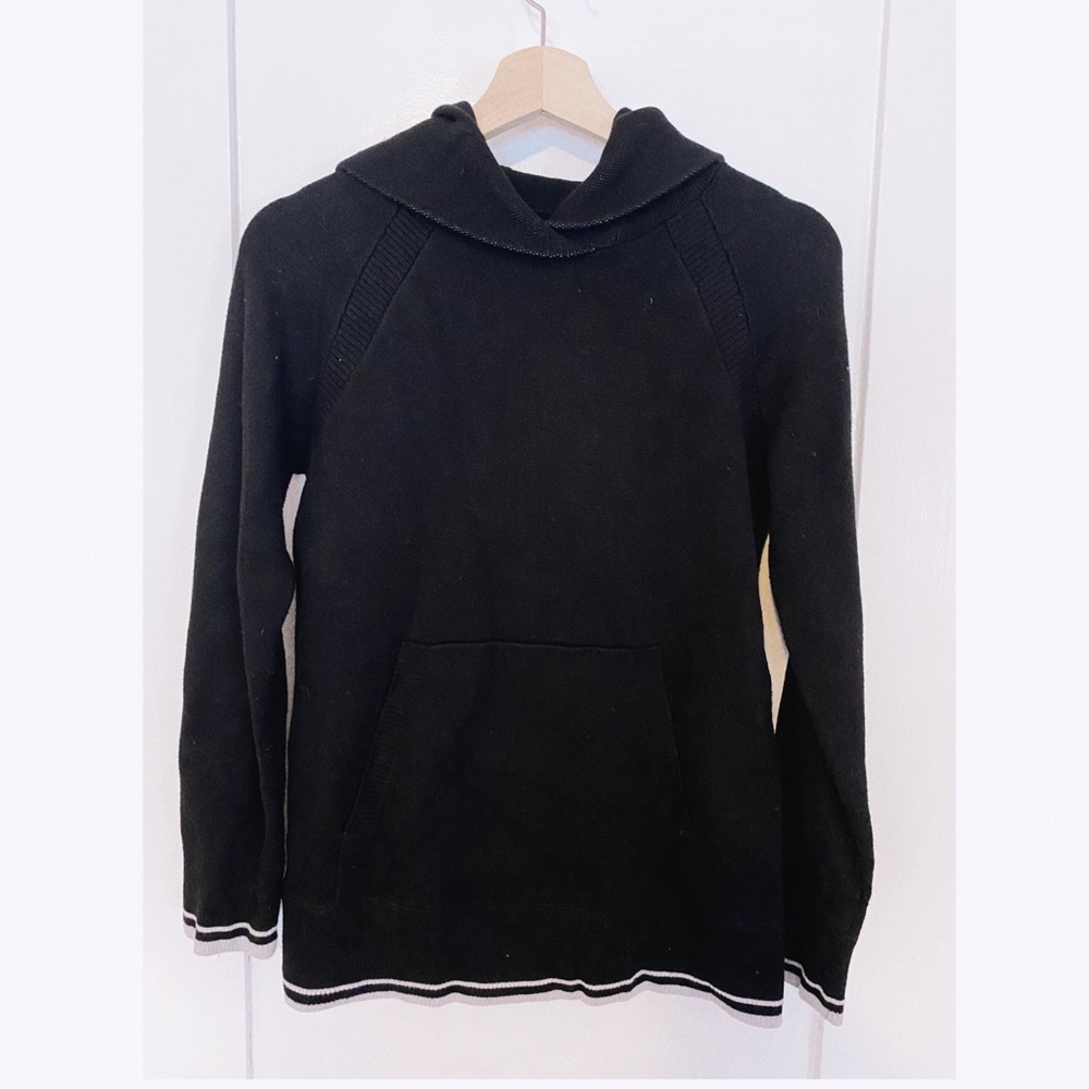 Sweater - Picture 2 of 3